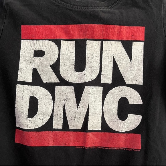 Old Navy Collectibles Run DMC Tee Shirt Black Red White Spell Out 2018 Sz 4T - Picture 7 of 7